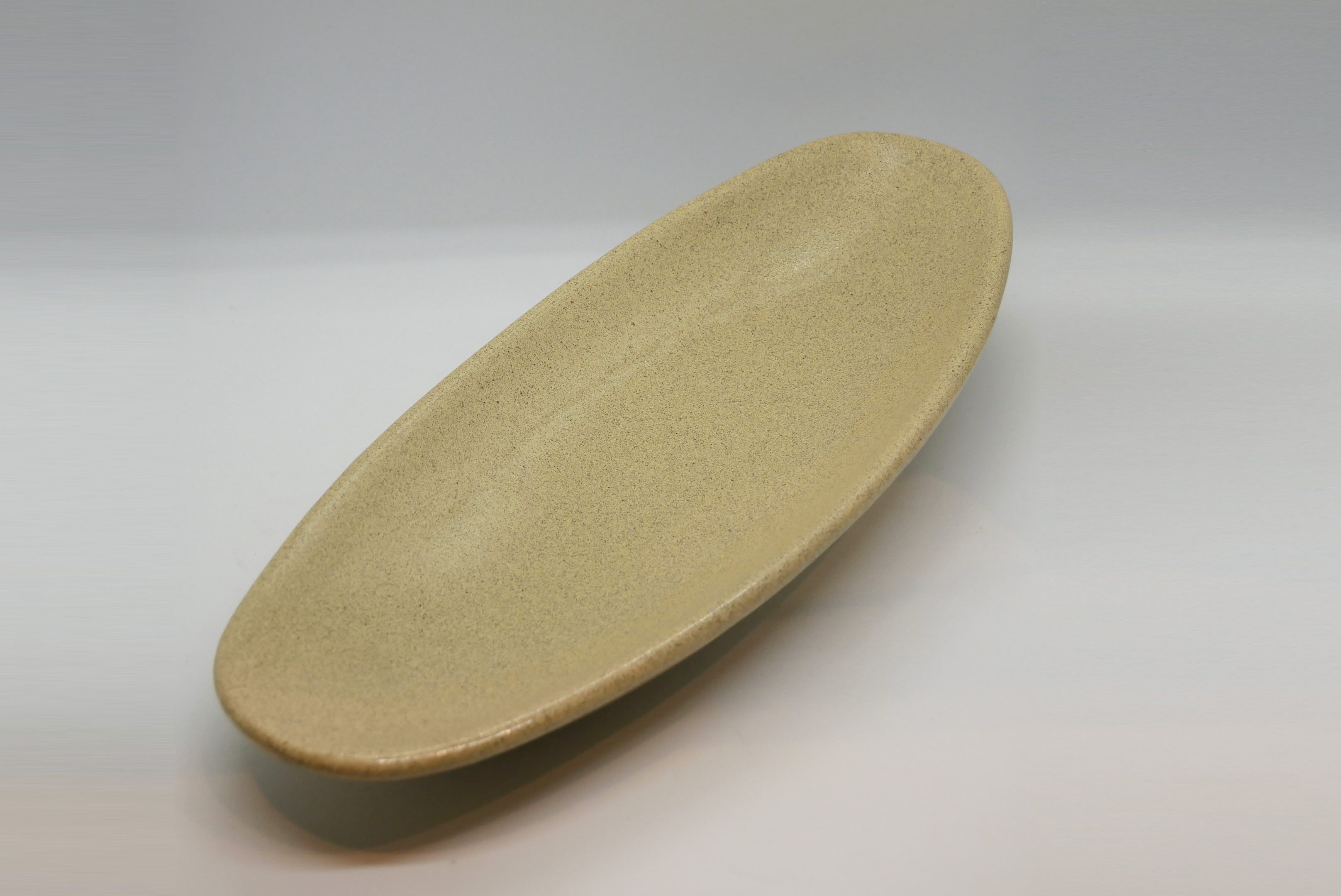 fuente oval beige jaspeada