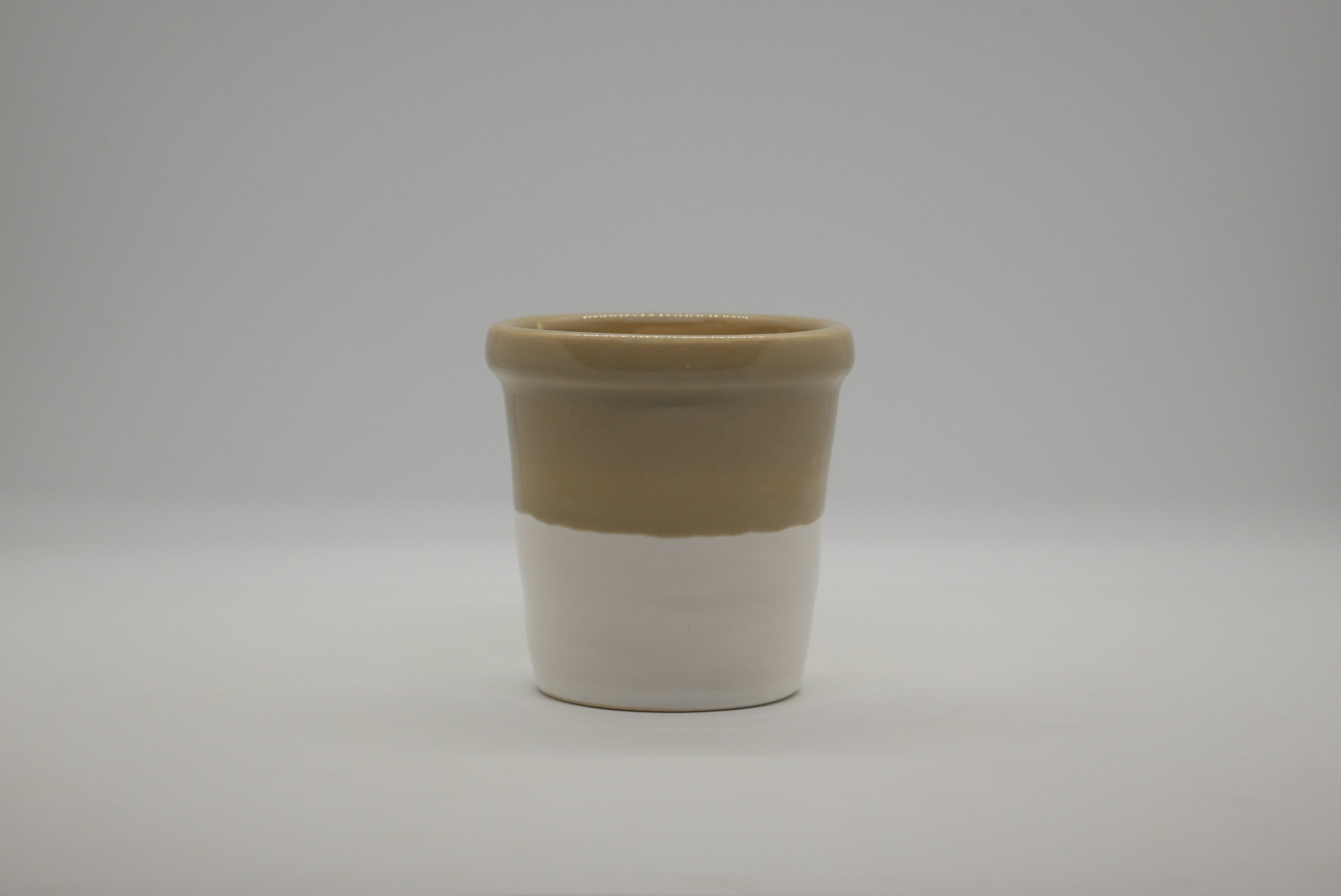 macetita beige